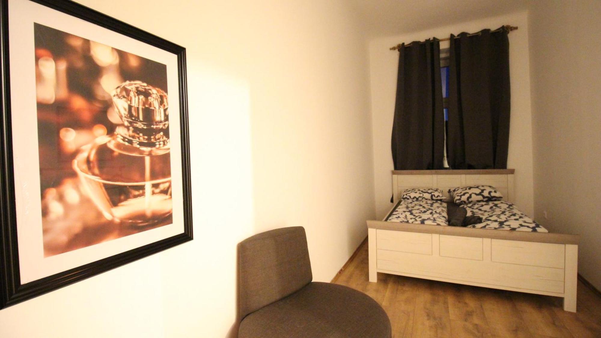 Spacious In Liesing Area Lv6 *
