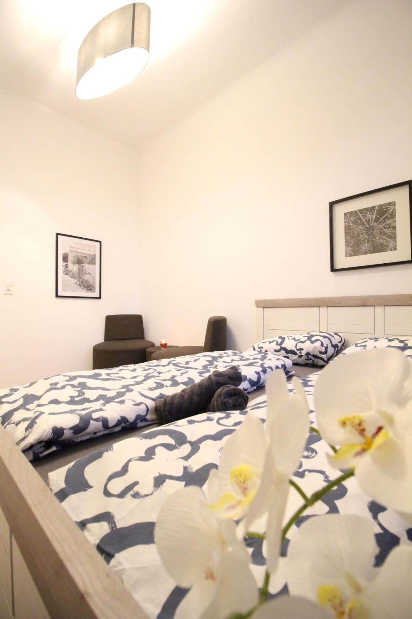 Spacious In Liesing Area Lv6
